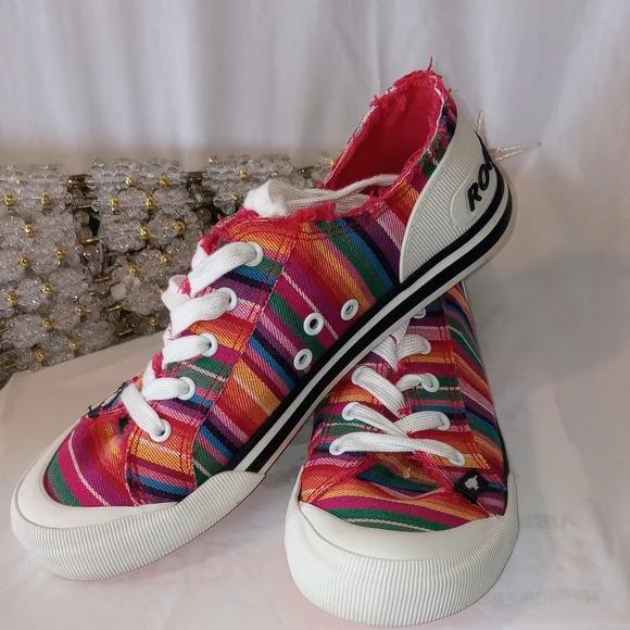Rocket Dog Striped Sneakers;w/Stylish Frayed Edges; Worn Once; Like New; Sz 9 - Picture 5 of 5